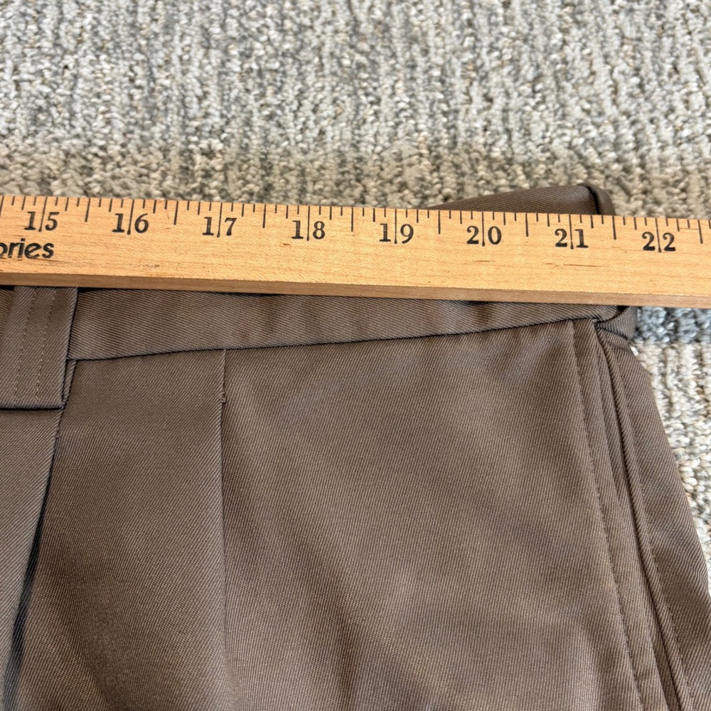 Oak Hill Dress Pants Mens 44x30 Brown Pleated Front Trousers DXL - Picture 5 of 7
